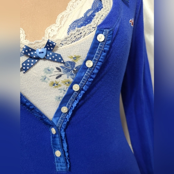 ♡ Y2K ♡ Hollister Bright Blue Henley Button Front Long Sleeve - Picture 9 of 10